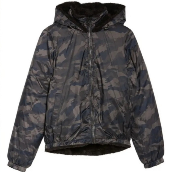 Zella Reversible Faux Shearling Jacket‎ Large - Picture 3 of 14